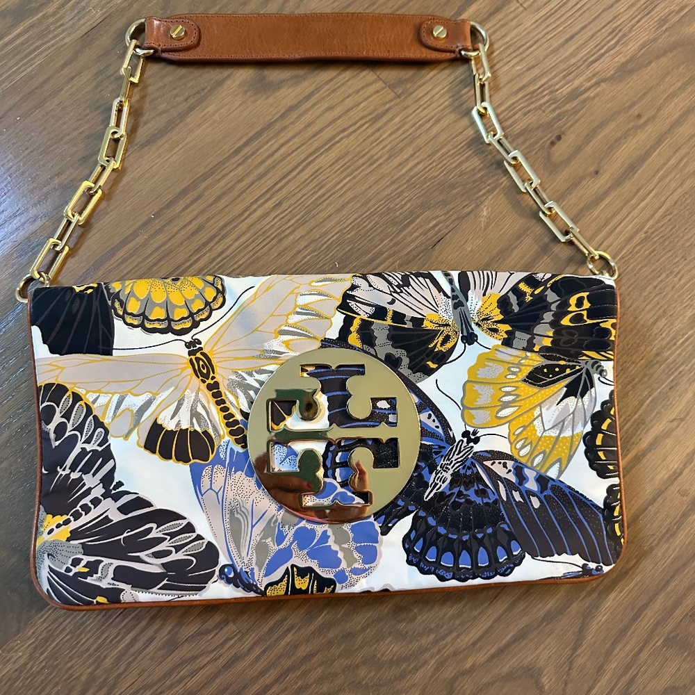 Tory Burch clutch with chain